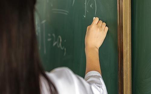 成人自考本科選考課和加考課一樣嗎? 成人自考本科選考課和加考課一樣嗎?