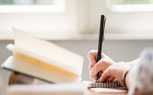 成人高考教育學(xué)專業(yè)科目有哪些？