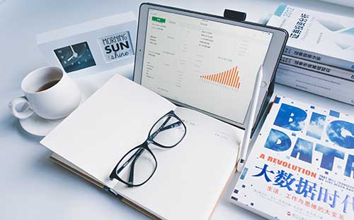 成人高考專升本哪個(gè)專業(yè)會(huì)考語文？