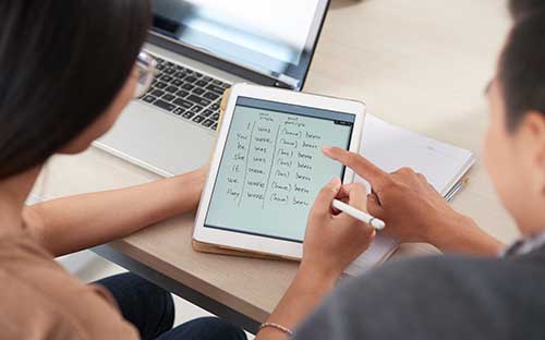 成人高考是每年十月份報名嗎？