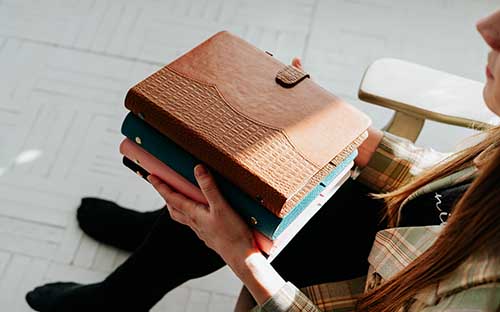 自學(xué)考試專業(yè)?？剂嗽趺崔k？