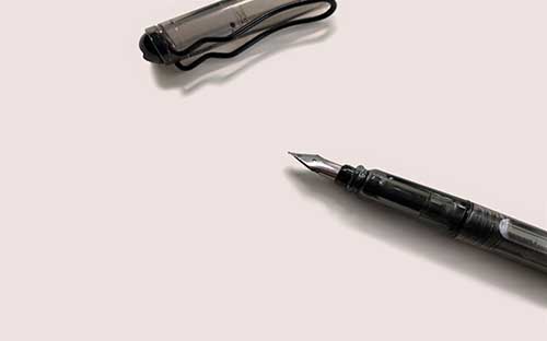 哪些人可以報(bào)考成人高考？