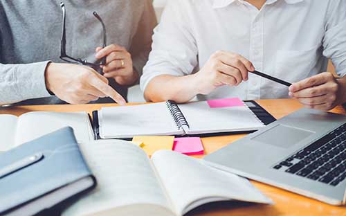 2024重慶成人高考報(bào)名條件？