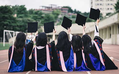 成人高考網(wǎng)上怎么預報名？有專業(yè)限制嗎？