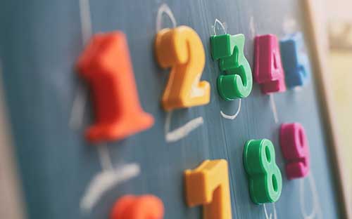 成人高考報名門檻高嗎？報名費用是多少？