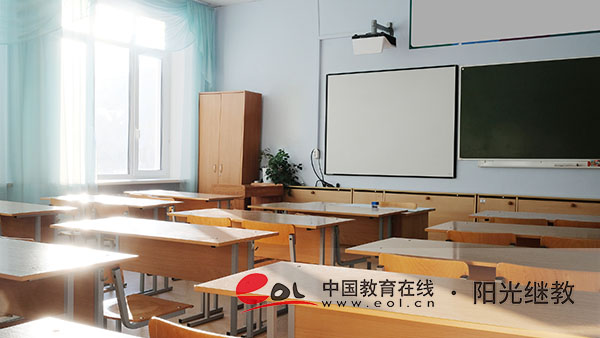 自考本科報(bào)名材料有哪些？要注意什么？