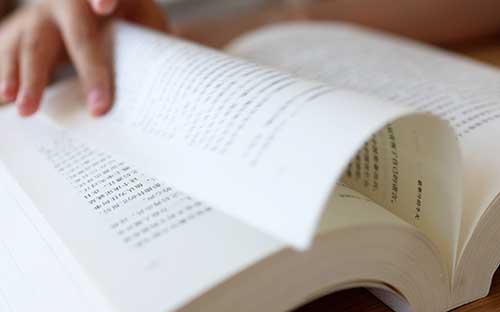 成人高考是網(wǎng)上報(bào)名嗎？報(bào)名需要準(zhǔn)備什么資料？