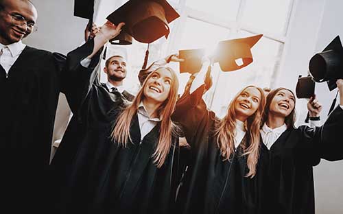 廣東成人高考報名流程是怎樣的？錄取分數(shù)線一般是多少？