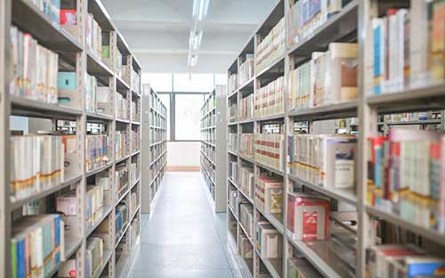 成人高考學(xué)費(fèi)多少錢？什么時(shí)候交？