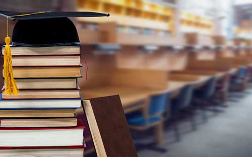 成人高考報名要多少錢？要哪些材料？