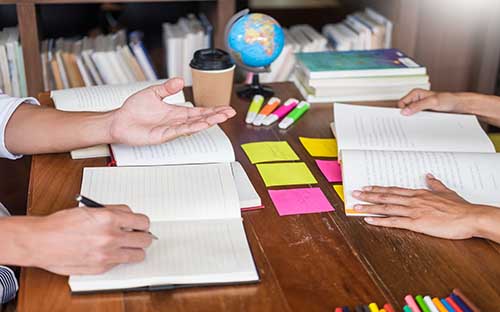 成人高考報(bào)名只能考大專(zhuān)嗎？只能報(bào)考一次嗎？