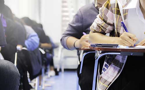 畢節(jié)成人高考本科報(bào)名入口在哪里？有哪些學(xué)校？