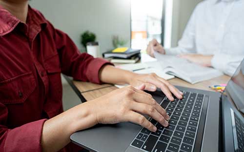 成人高考學校去哪兒報名？需要哪些材料？