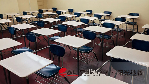 湖北省成人高考報名有哪些限制條件？需要哪些材料？