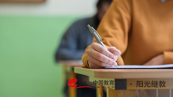 河南成人高考在哪個(gè)網(wǎng)頁(yè)報(bào)名？有什么優(yōu)勢(shì)？