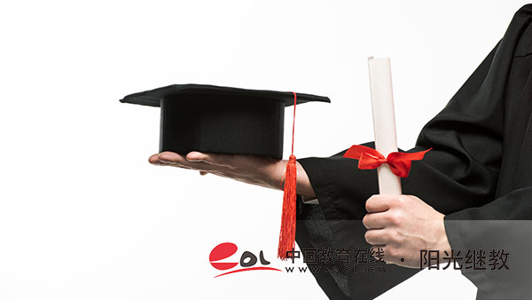 成人高考是要網(wǎng)上報名嗎？要做哪些準備？