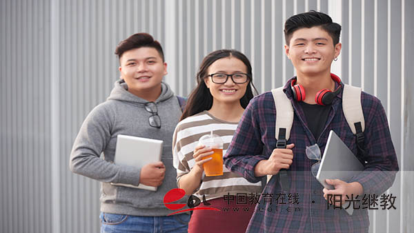 成人高考考試題型有哪些？難度大嗎？