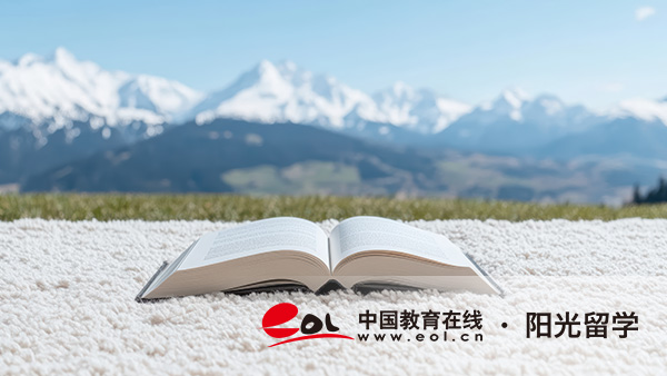 加拿大時(shí)尚傳播專業(yè)本科留學(xué)錄取有哪些條件