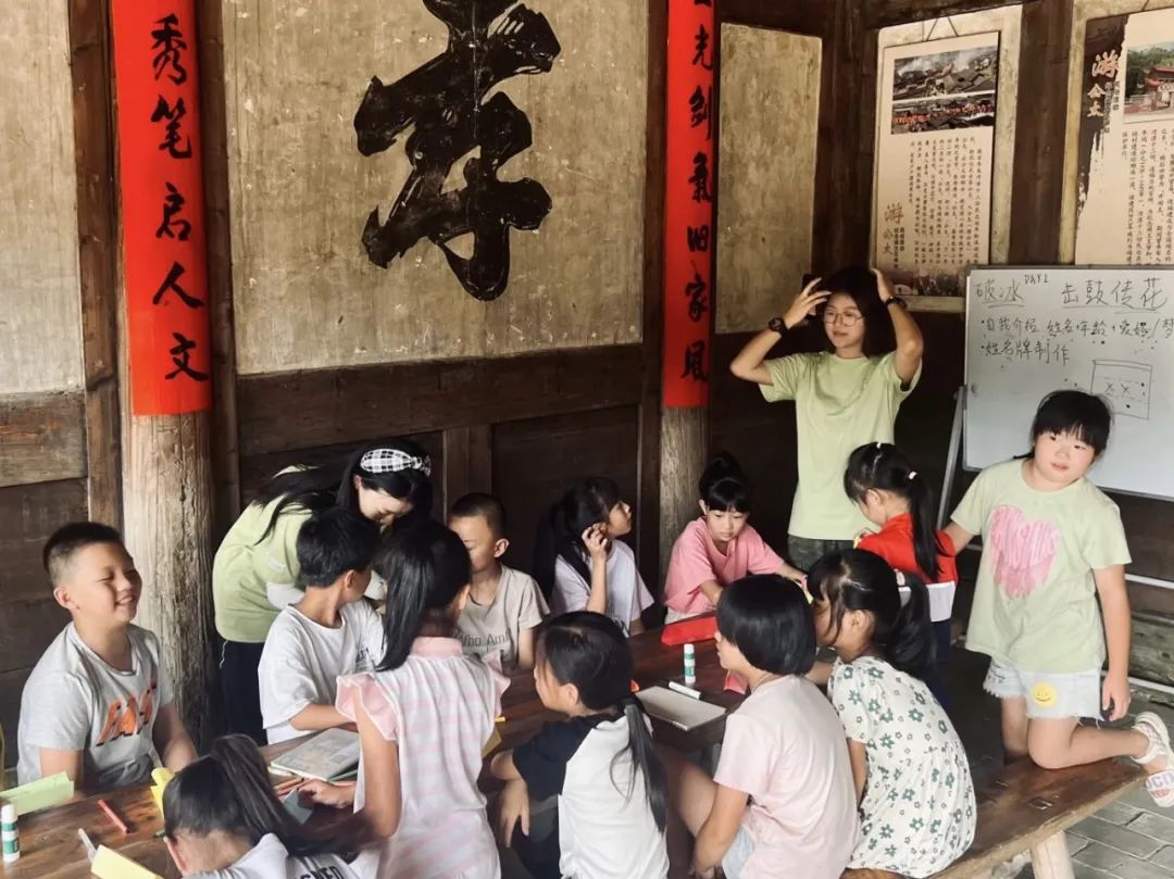 專訪｜狂攬12封世界名校OFFER、18w+獎學(xué)金，轉(zhuǎn)軌成功的她有話說！