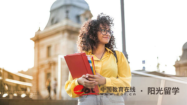 藝術(shù)設(shè)計出國留學讀研怎么樣，好不好