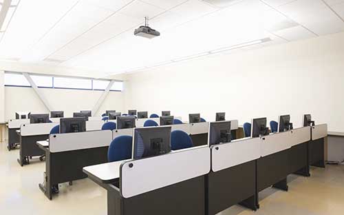 自考?？茍竺趺催x院校？可以選哪些專業(yè)？