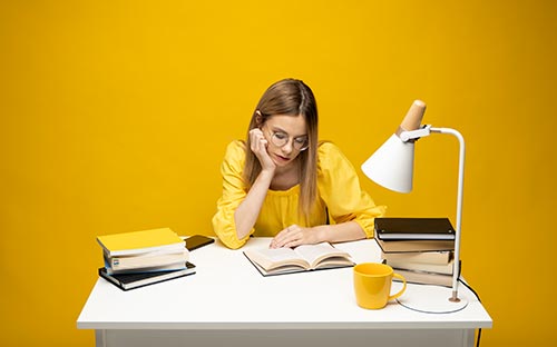成人自考本科怎么報(bào)名考試？有哪些條件？