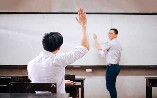 興業(yè)縣自考本科在哪里報名？要準(zhǔn)備哪些材料？
