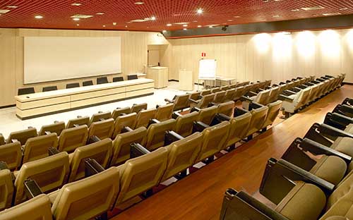 防城港小自考報(bào)名的院校在哪里看？要什么條件？