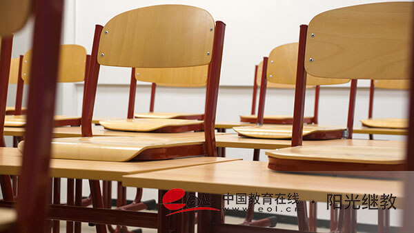 鄭州自考報(bào)名考試費(fèi)用多少？注意事項(xiàng)有嗎？